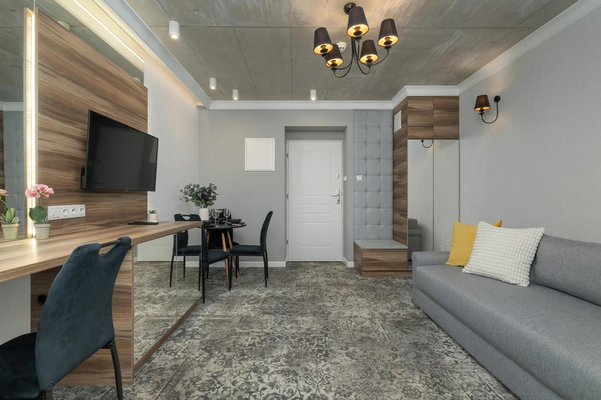 Modern & Comfy Apartment Rakowicka 6 Cracow By Renters Krakau Buitenkant foto