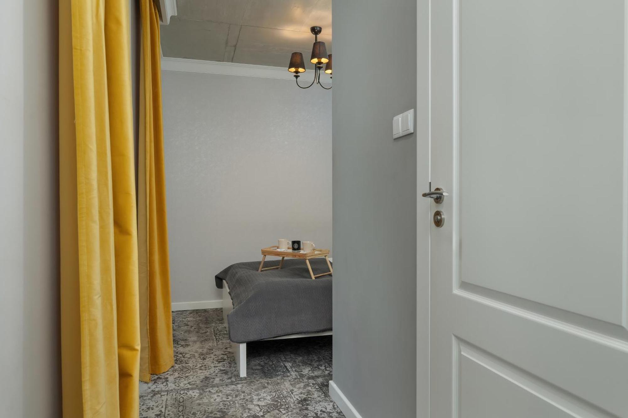Modern & Comfy Apartment Rakowicka 6 Cracow By Renters Krakau Buitenkant foto