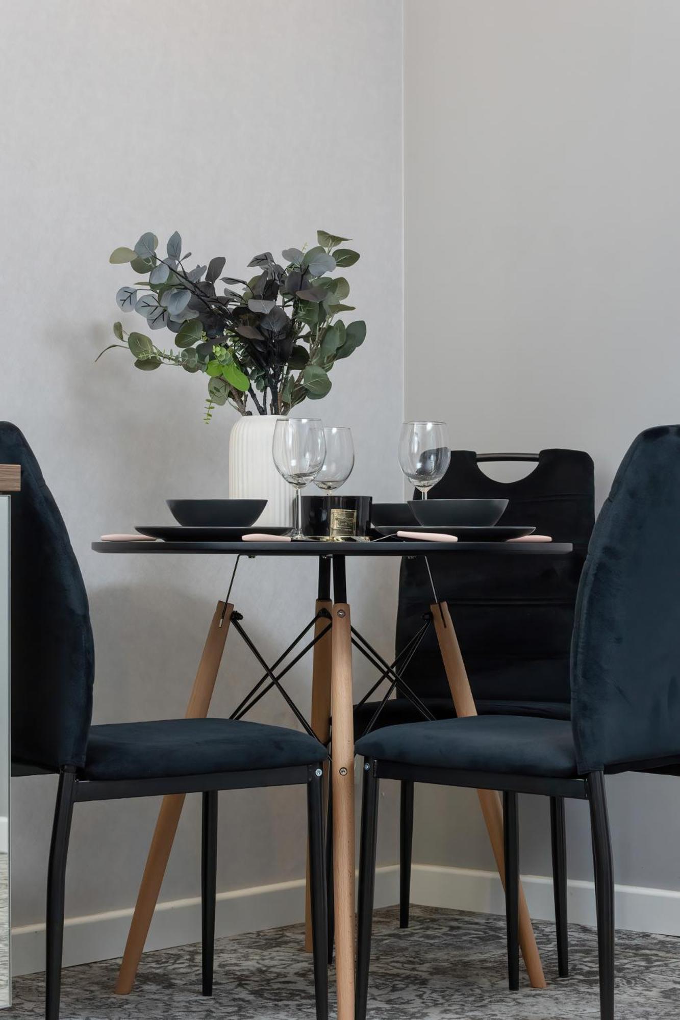 Modern & Comfy Apartment Rakowicka 6 Cracow By Renters Krakau Buitenkant foto